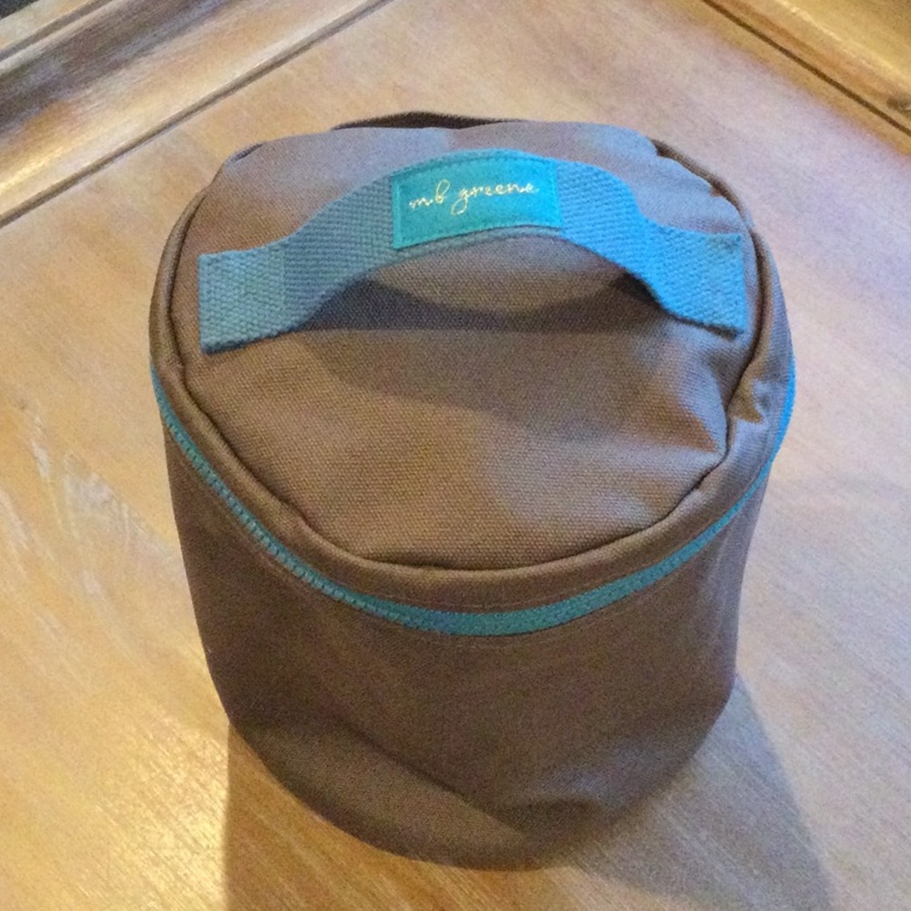 M.B. Greene cosmetic ditty bag